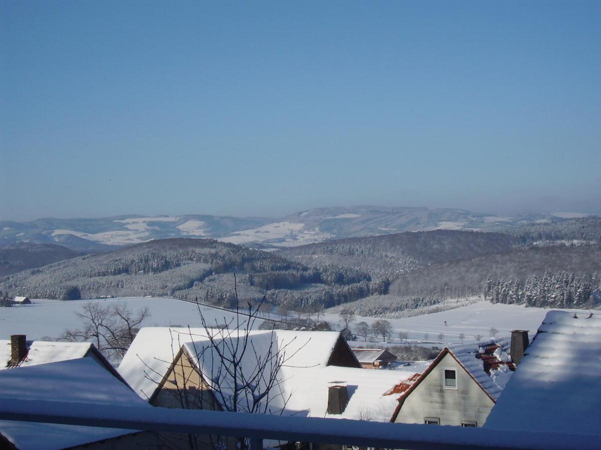 Ferienwohnung Sauerlandblick Goldhausen Esterno foto